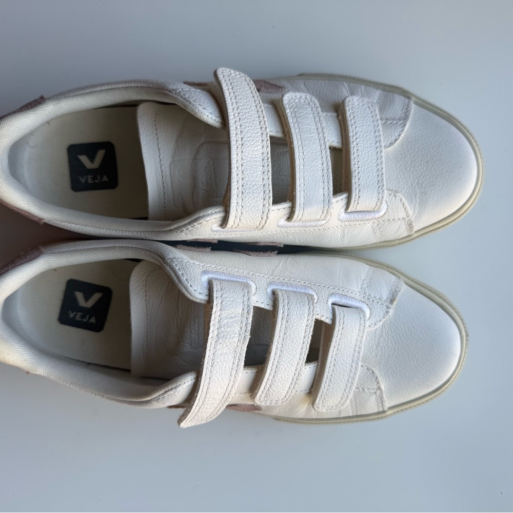 Veja Sneakers